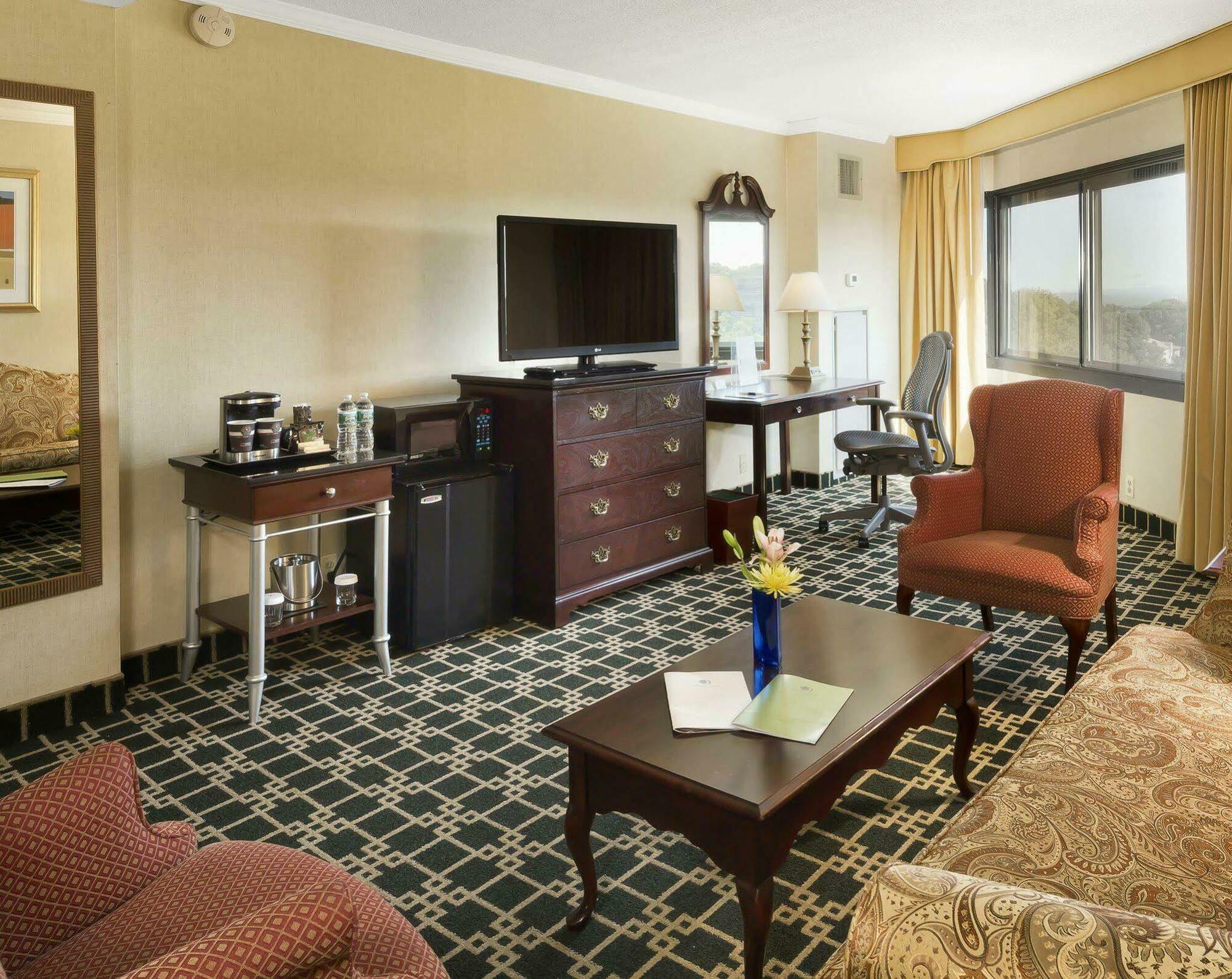 Doubletree By Hilton Fort Lee/George Washington Bridge Luaran gambar